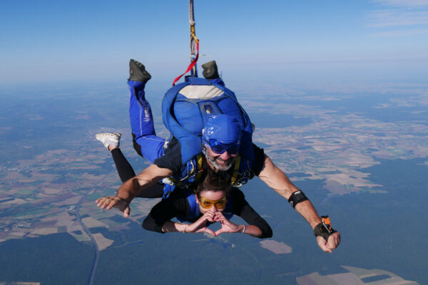 saut en parachute tandem à chalon sur saone - bon cadeau premium