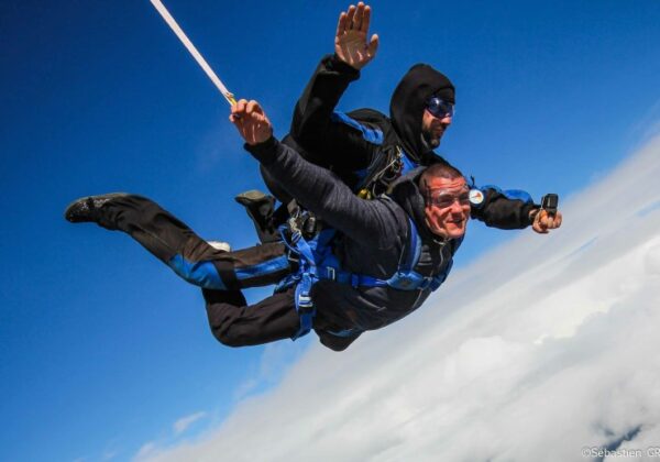 Baptême de l'air et tandem de parachute