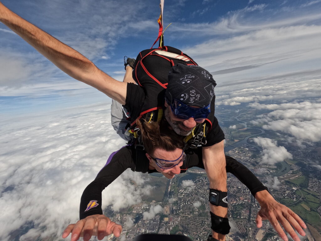 Saut en parachute tandem à Tournus - Baptême de chute en Saône et Loire