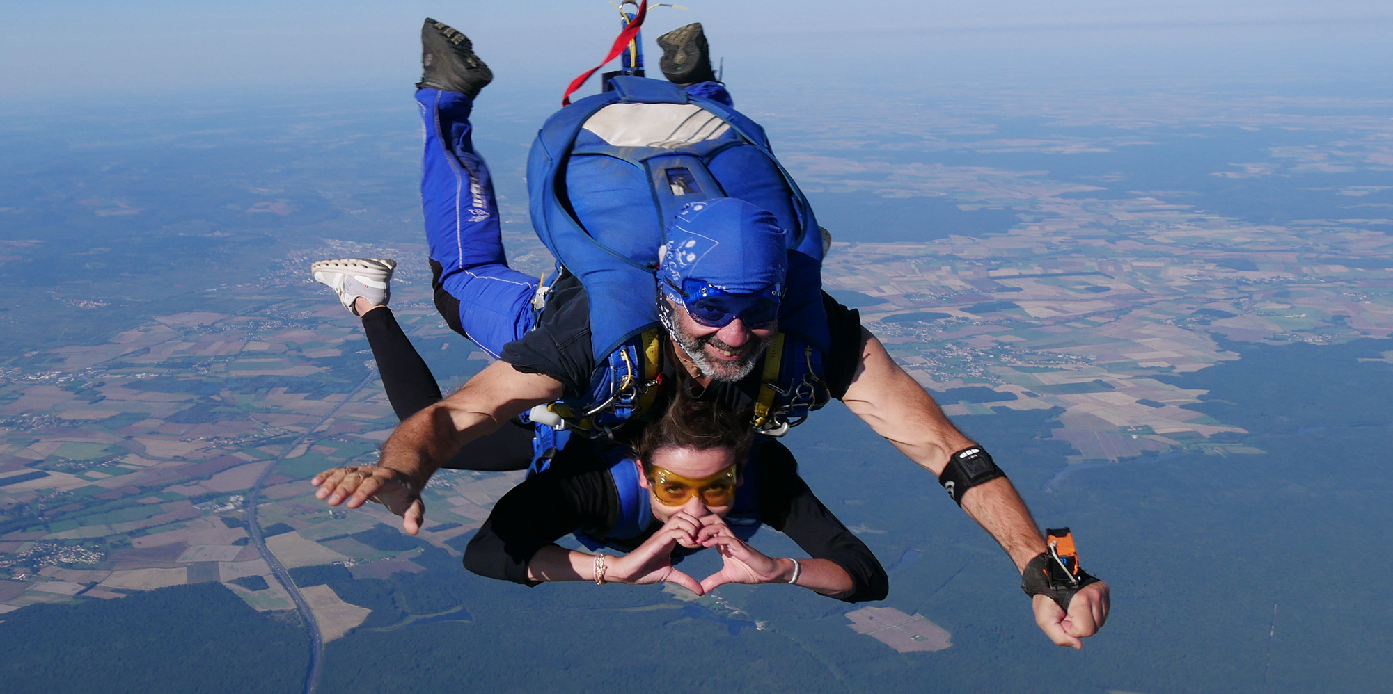 liens vers bons cadeau saut en parachute tandem bourgogne